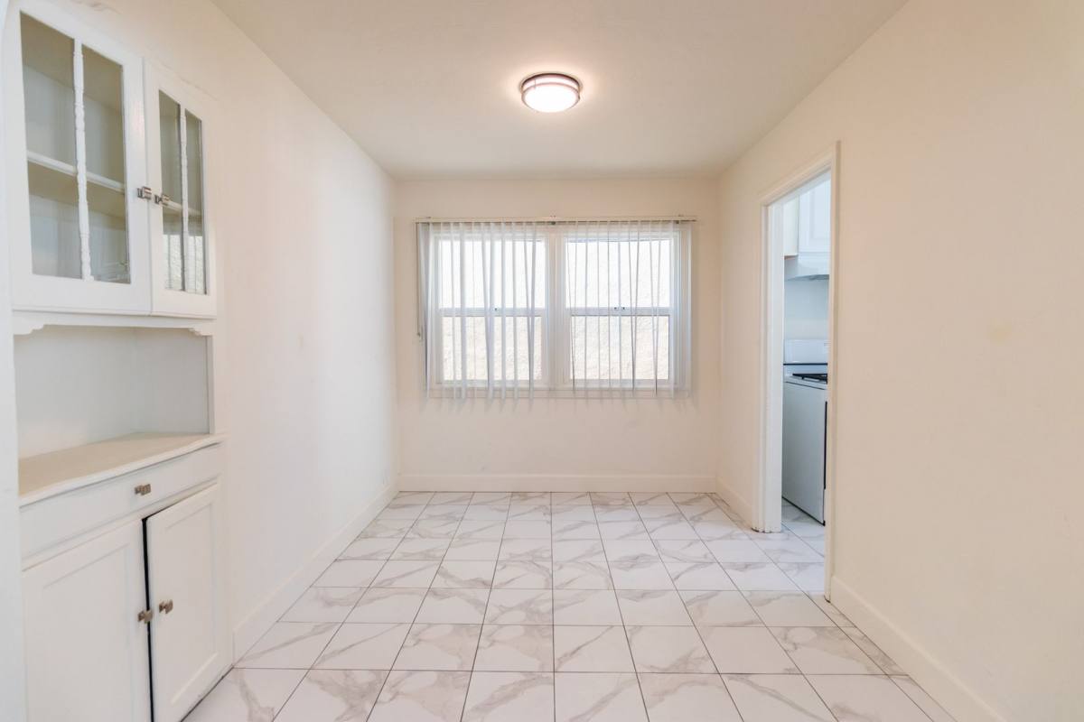 Apartment for rent at 6341 Templeton St, Huntington Park, CA 90255