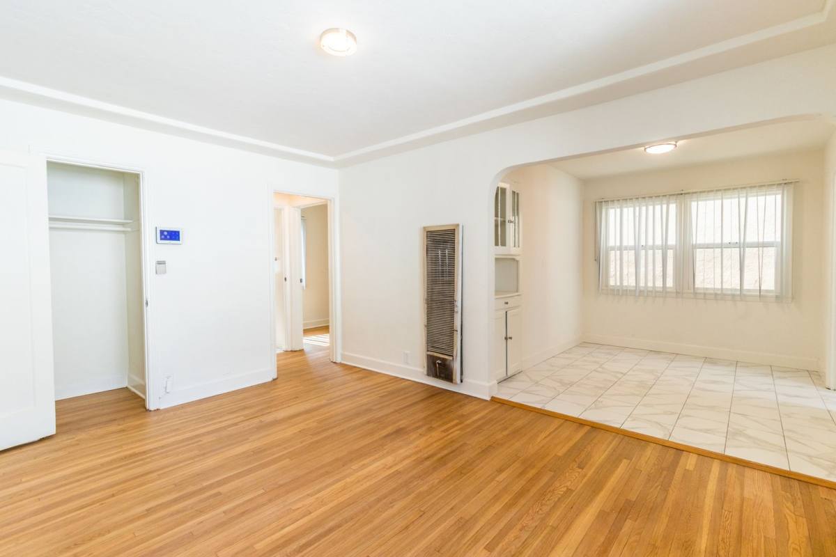 Apartment for rent at 6341 Templeton St, Huntington Park, CA 90255