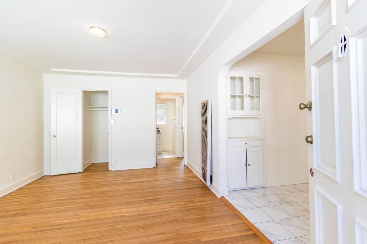 Apartment for rent at 6341 Templeton St, Huntington Park, CA 90255