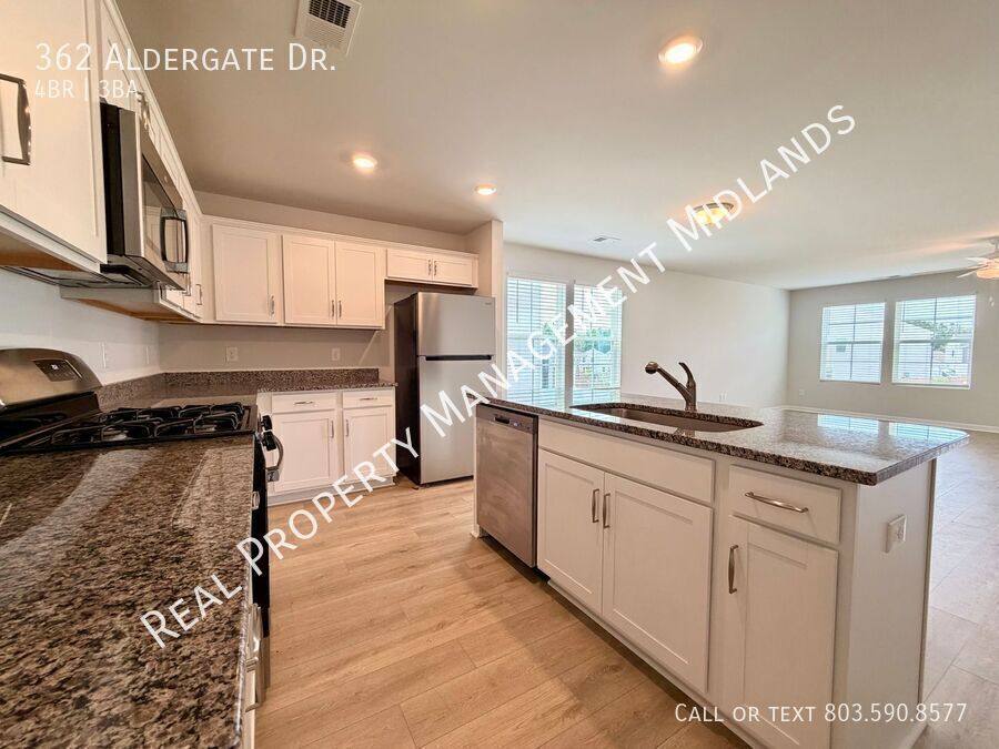 House for rent at 362 Aldergate Dr, Lexington, SC 29073