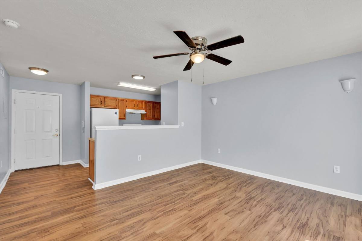 Apartment for rent at 2132 Rowan St, Louisville, KY 40212