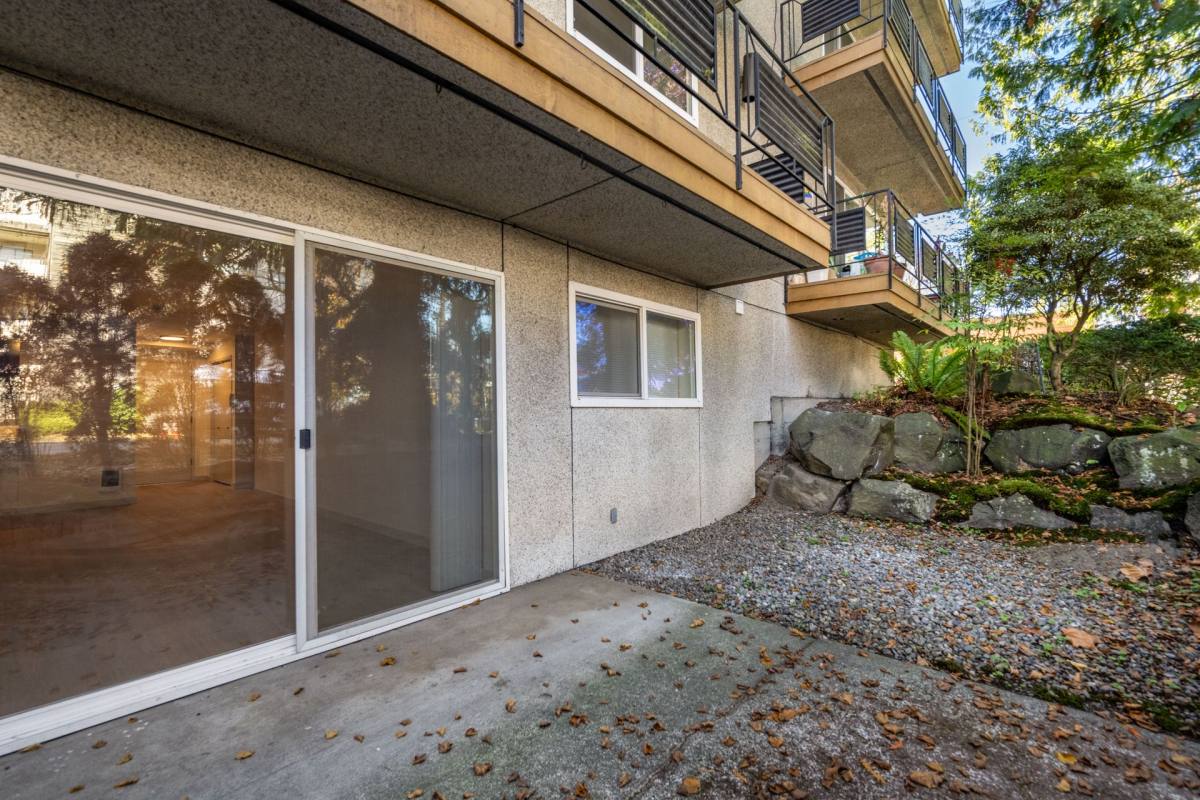 Apartment for rent at 2600 41st Ave SW, Seattle, WA 98116