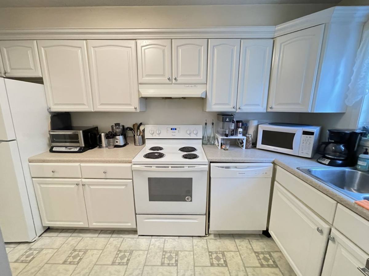 Apartment for rent at 400 Davie Rd #9, Carrboro, NC 27510