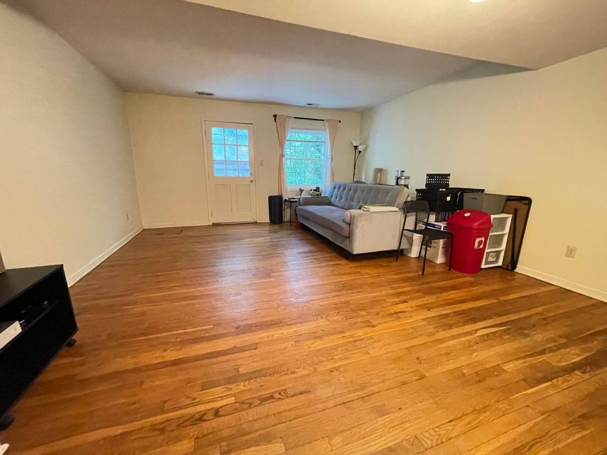 Apartment for rent at 400 Davie Rd #9, Carrboro, NC 27510
