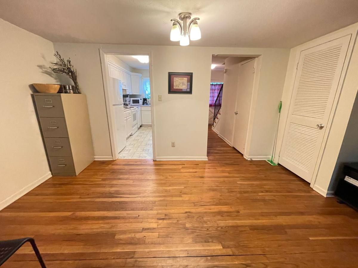 Apartment for rent at 400 Davie Rd #9, Carrboro, NC 27510