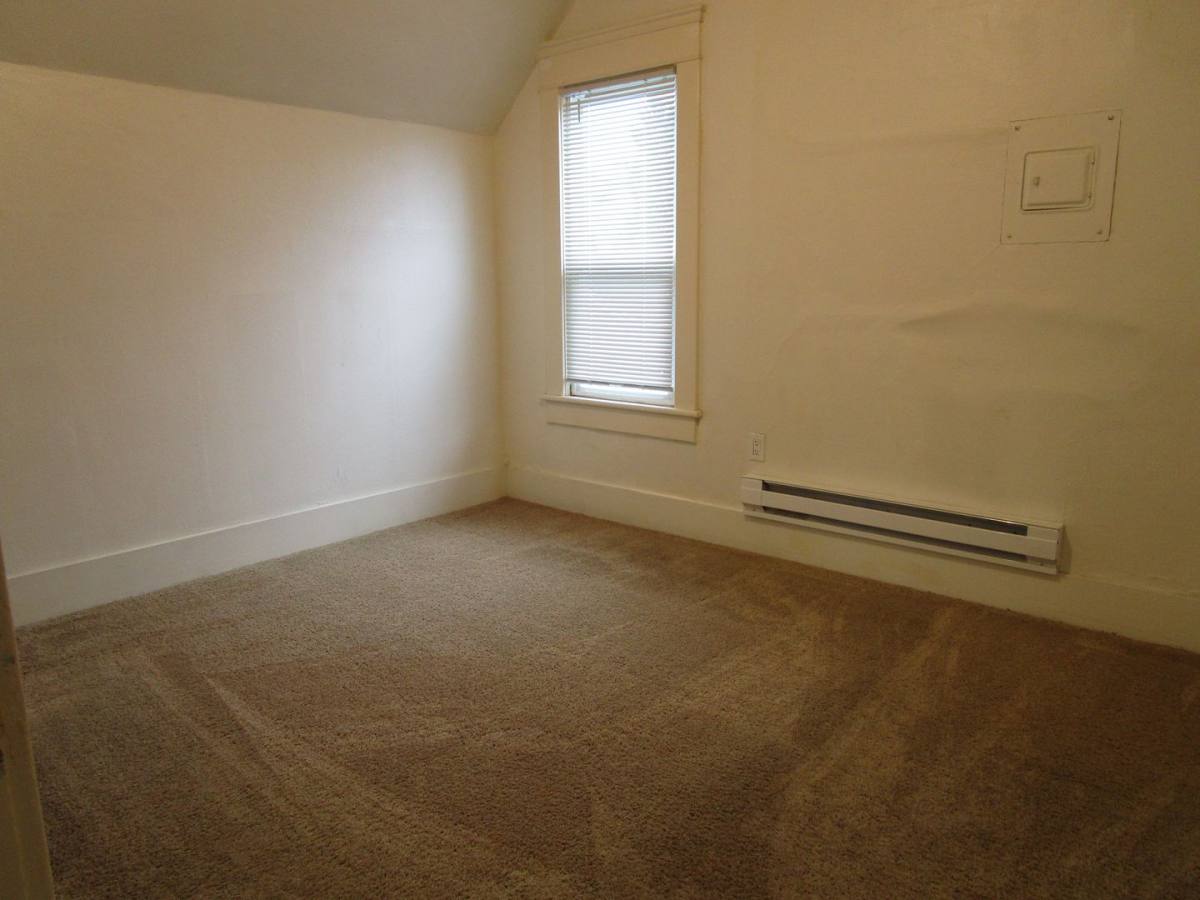 Apartment for rent at 3431 Rockefeller Ave, Everett, WA 98201