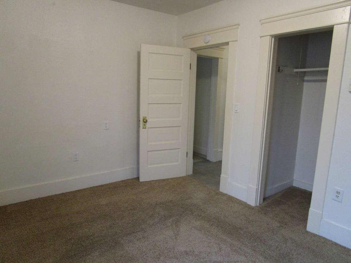 Apartment for rent at 3431 Rockefeller Ave, Everett, WA 98201