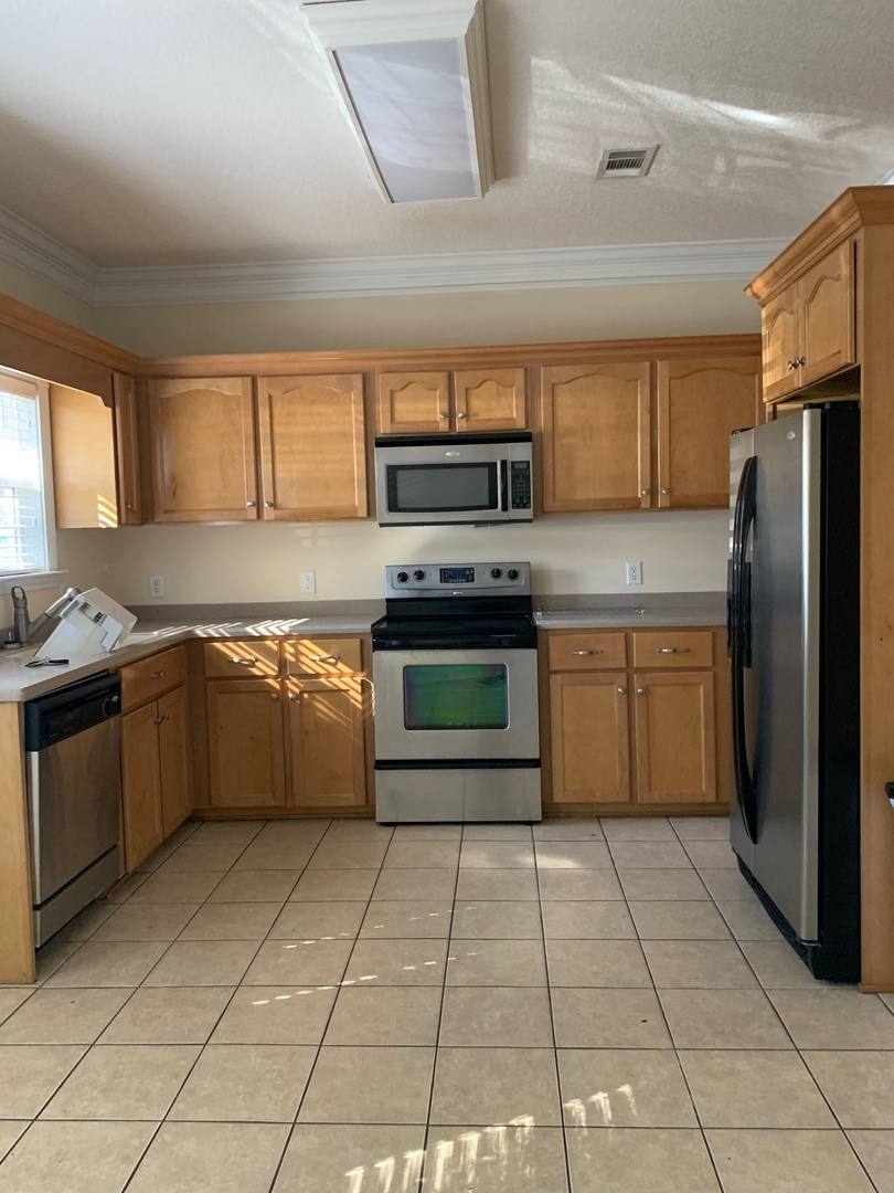 Townhouse for rent at 408 B Bradwell St, Hinesville, GA 31313