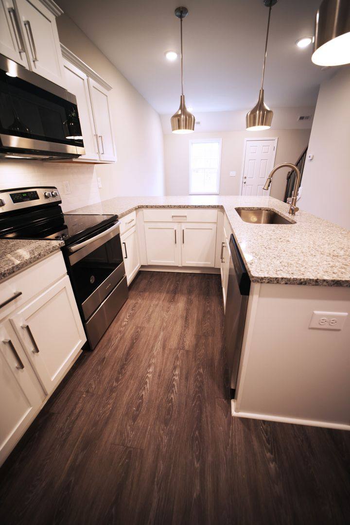 Townhouse for rent at 220 Drayton Dr, Clarksville, TN 37042