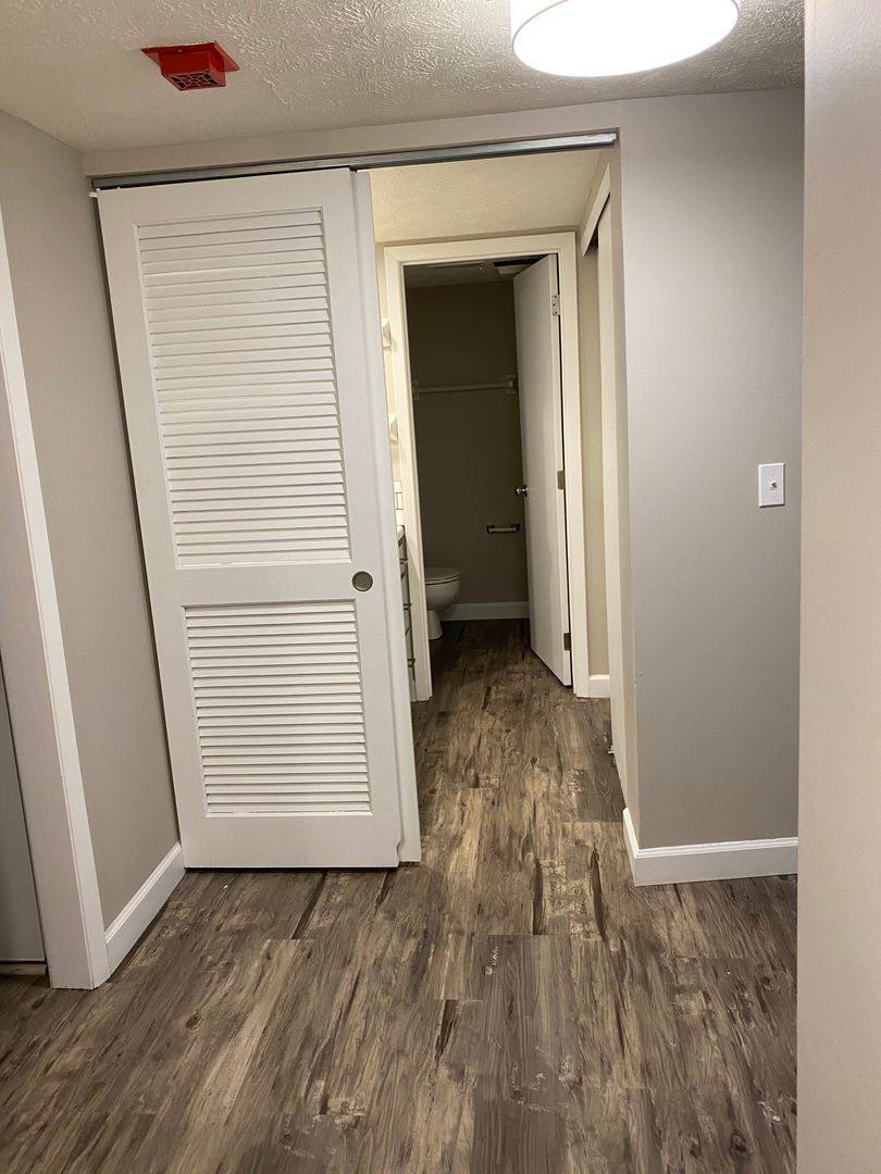 Apartment for rent at 1571-1619 Roxbury Rd, Columbus, OH 43212
