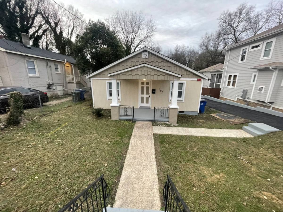 House for rent at 602 Bragg St, Raleigh, NC 27610