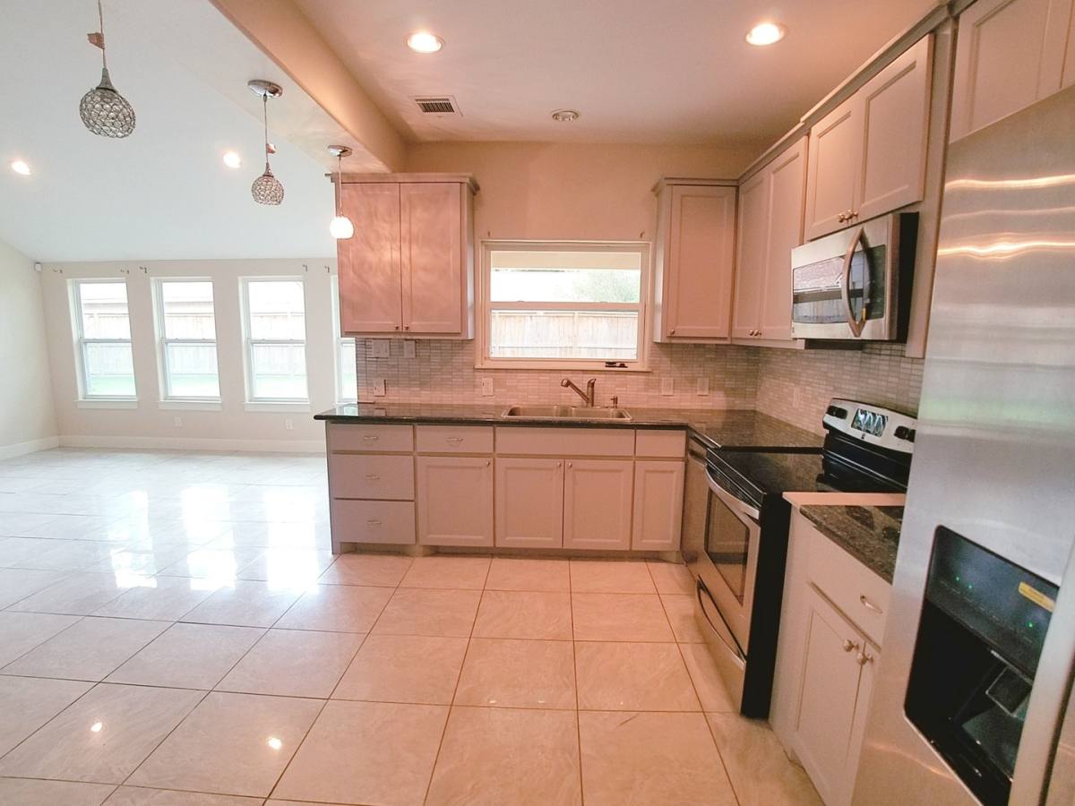 House for rent at 7211 Wind Dale St, Houston, TX 77040