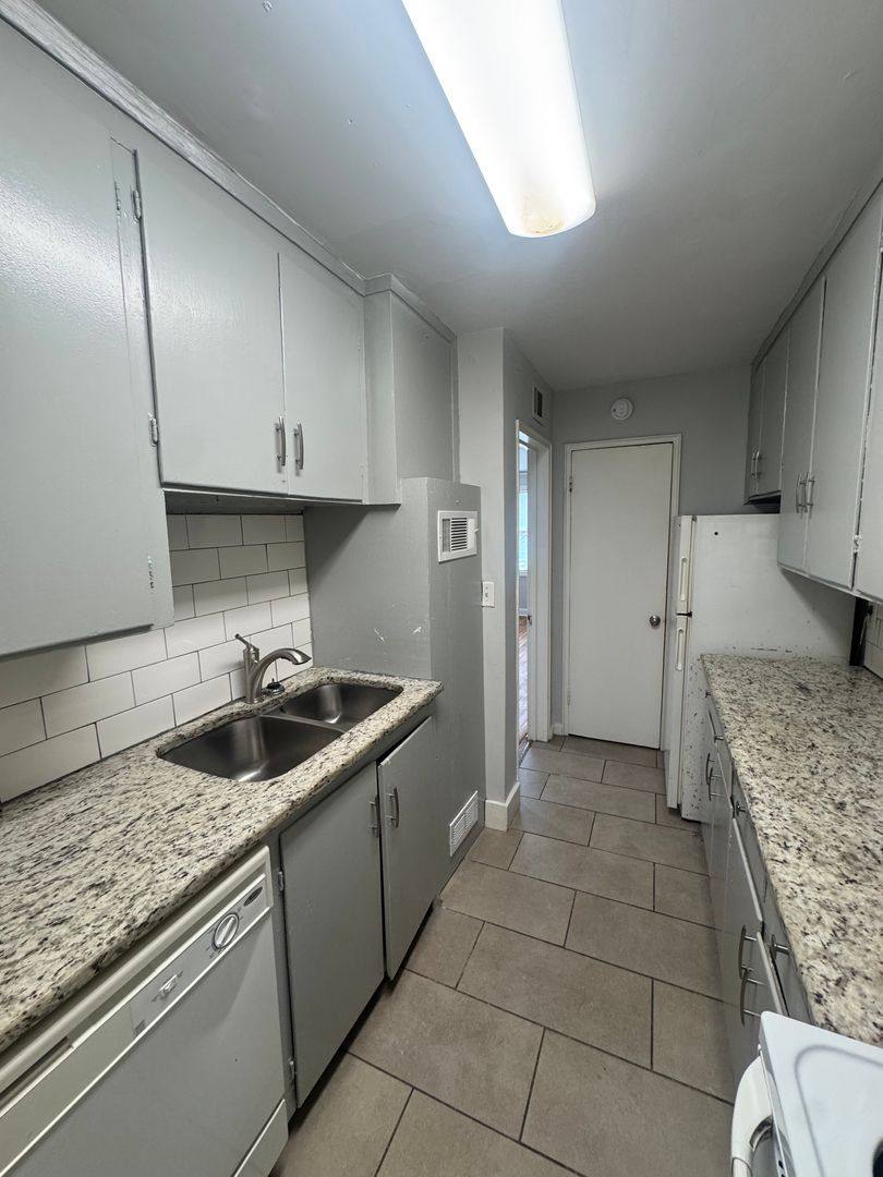 Apartment for rent at 3206 Wellington Rd, Montgomery, AL 36106