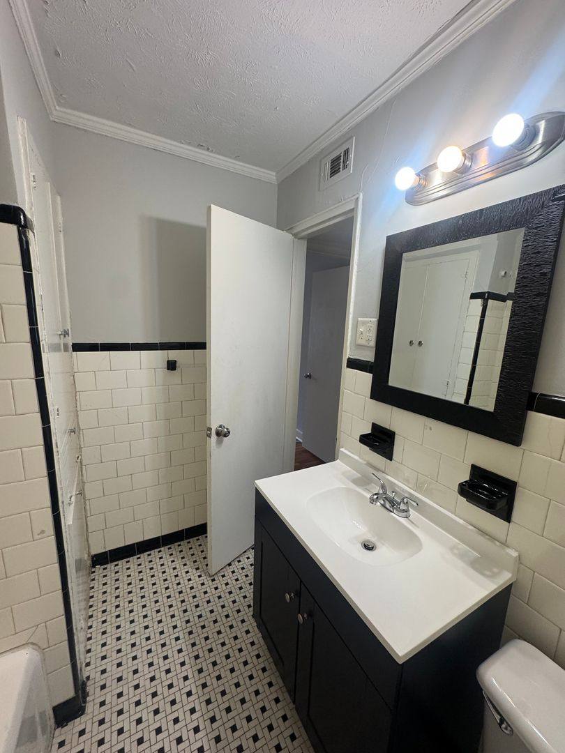 Apartment for rent at 3206 Wellington Rd, Montgomery, AL 36106