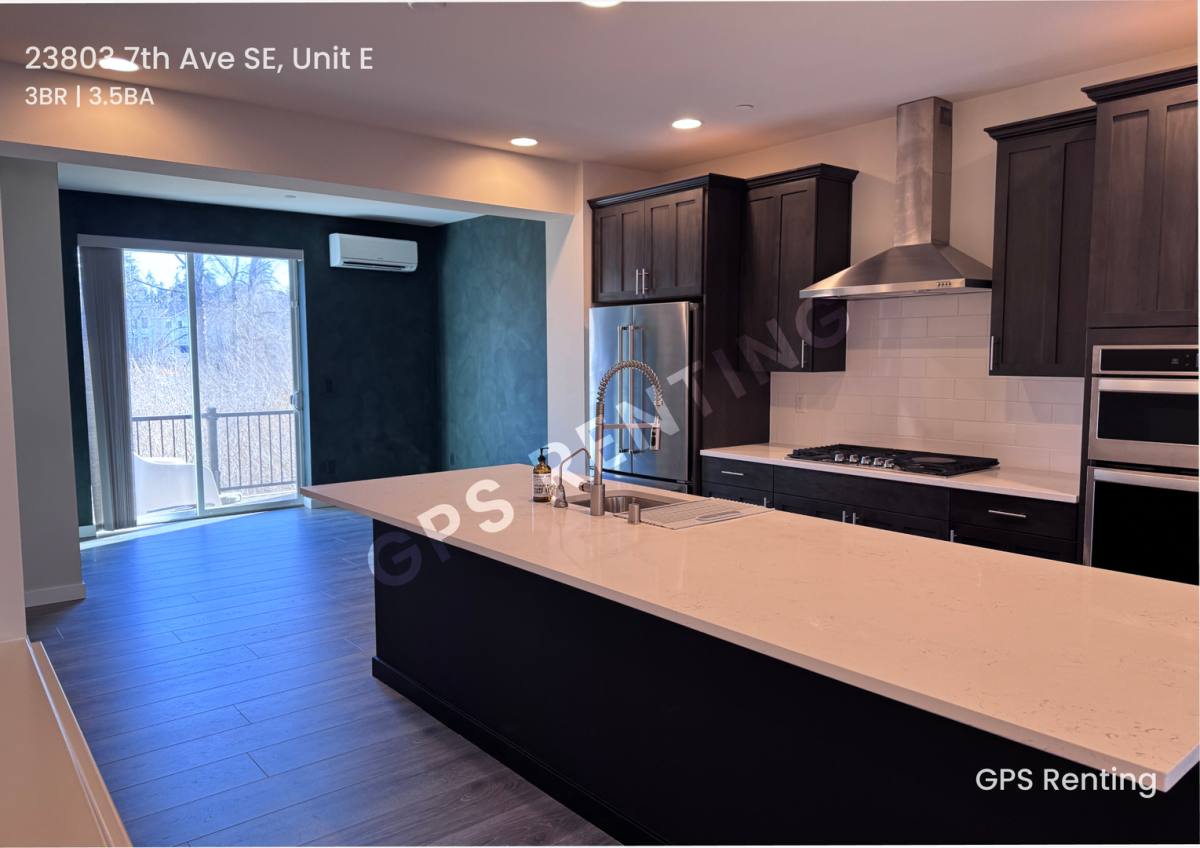 Townhouse for rent at 23803 7th Ave SE E, Bothell, WA 98021
