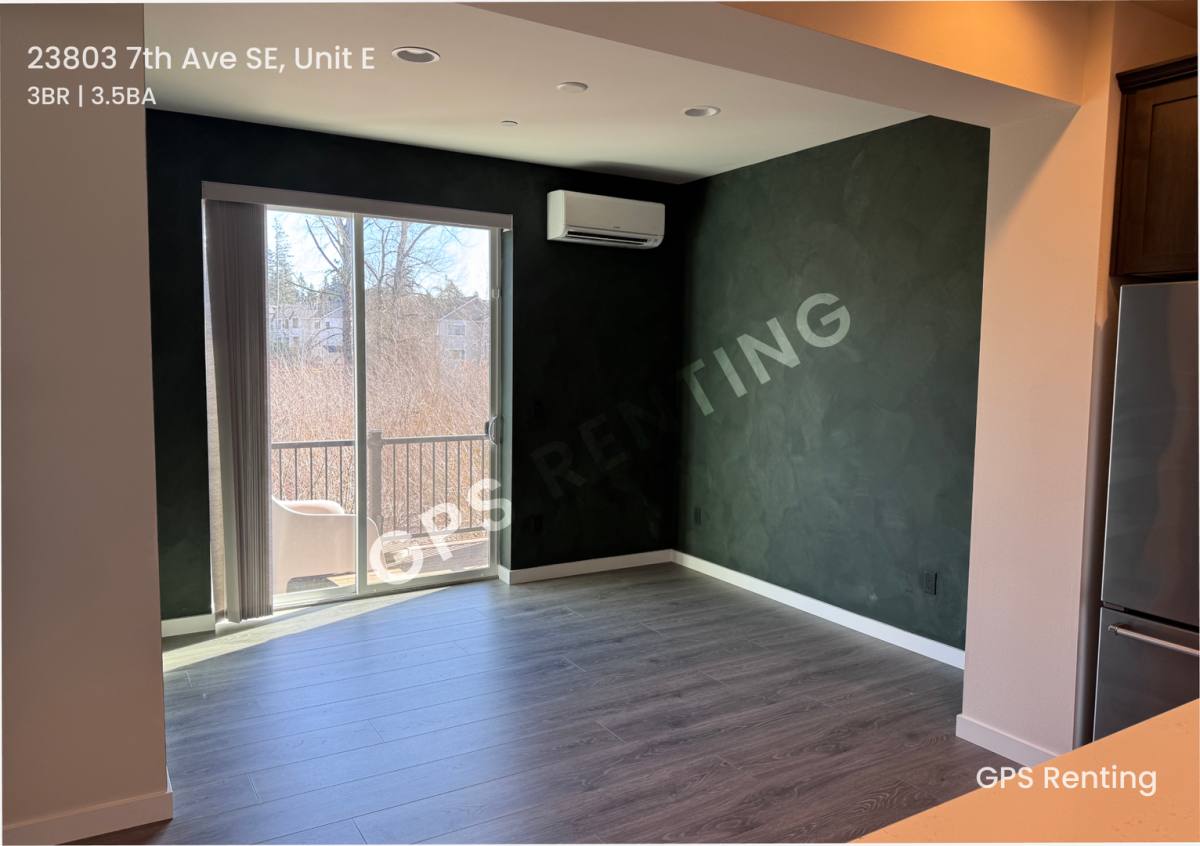Townhouse for rent at 23803 7th Ave SE E, Bothell, WA 98021