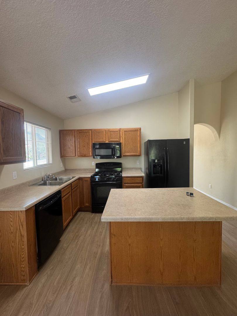 House for rent at 800 Purple Aster Ave SW, Los Lunas, NM 87031