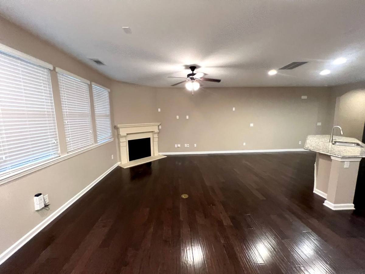 Townhouse for rent at 1627 Trailview Way NE, Atlanta, GA 30329