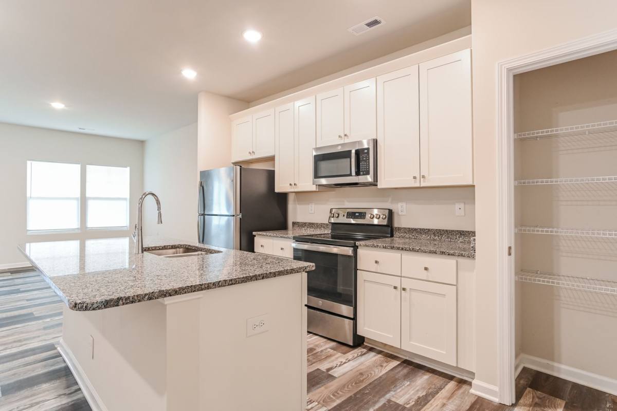 Townhouse for rent at 1211 Pine St #D, Mooresville, NC 28115