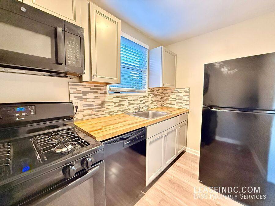 Apartment for rent at 4407 2nd St NE #2, Washington, DC 20011
