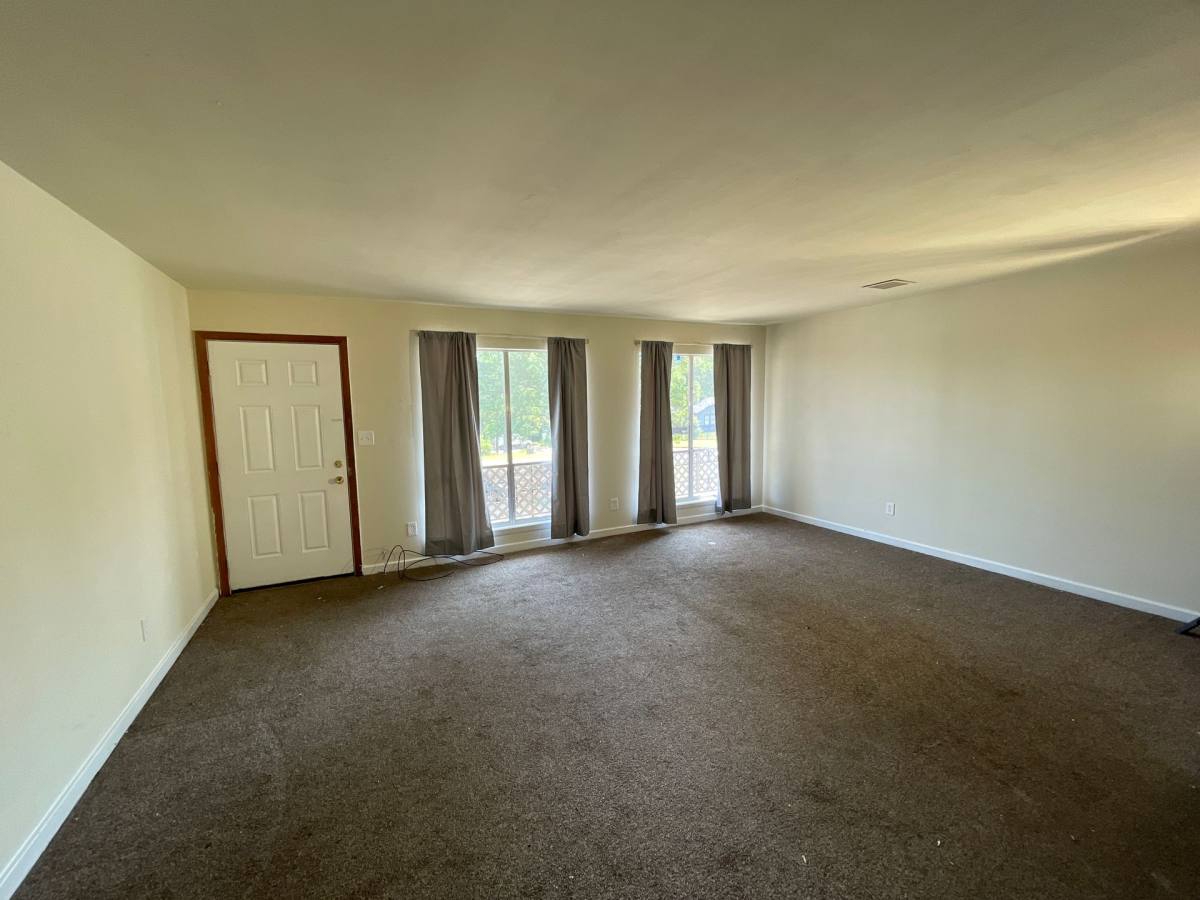 Apartment for rent at 7748-7764 4th Ave S, Birmingham, AL 35206