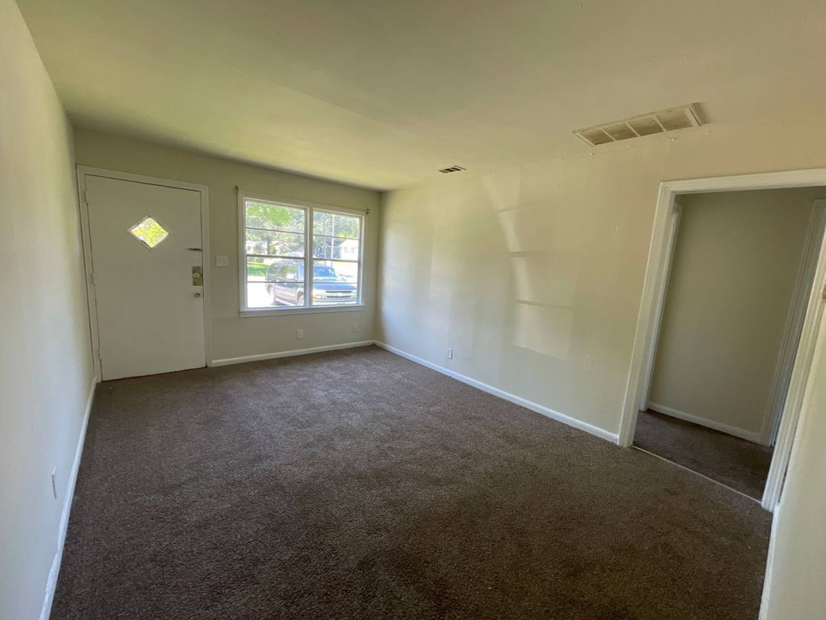 Apartment for rent at 7748-7764 4th Ave S, Birmingham, AL 35206