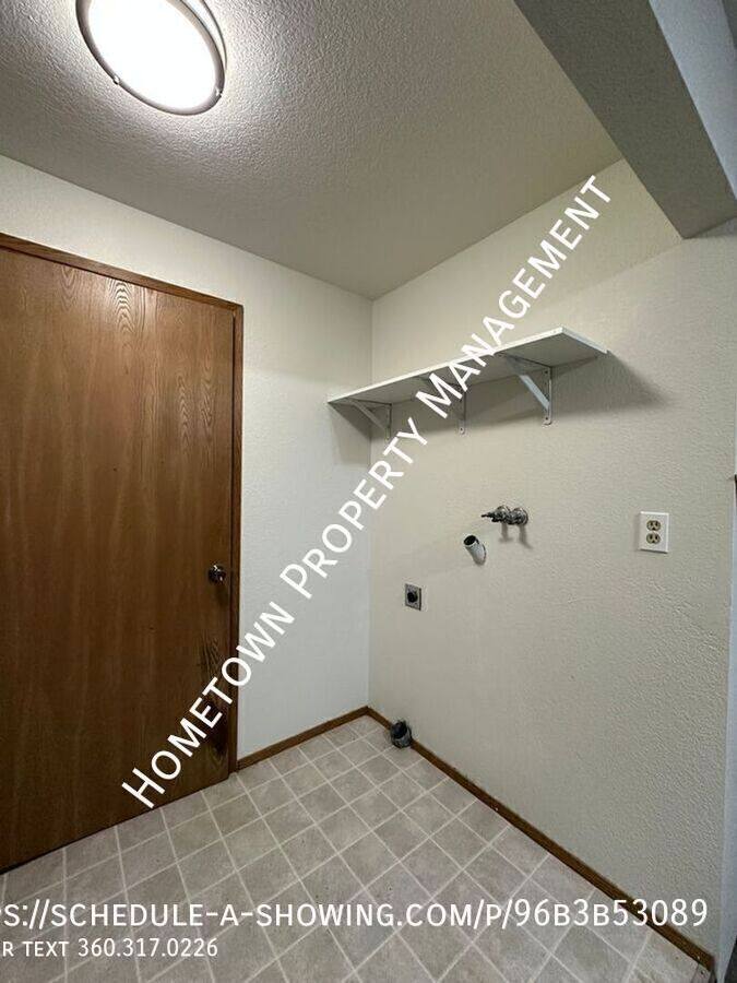 Townhouse for rent at 1606 Sulky Dr SE #B, Lacey, WA 98503
