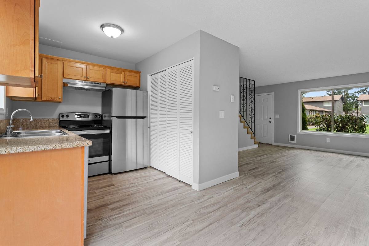 Apartment for rent at 3025 SE Maple St, Portland, OR 97267