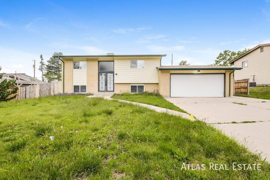 House for rent at 11436 W Kentucky Dr, Denver, CO 80226