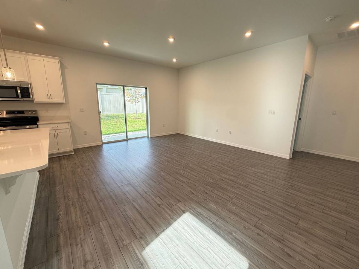 405 Eventide Ave, Mascotte, FL 34753 - House for Rent - Image 10