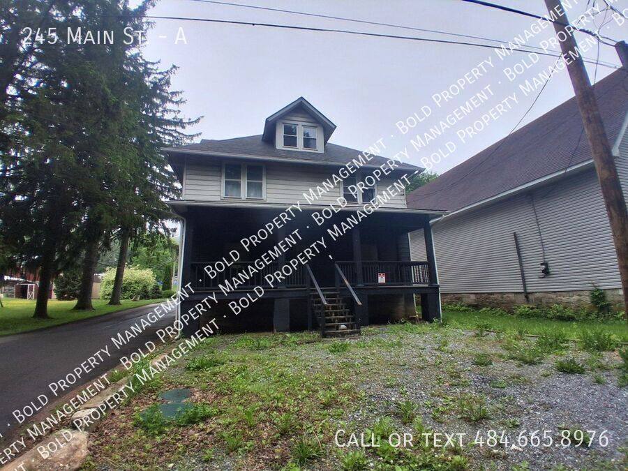 Apartment for rent at 245 Main St #A, Tremont, PA 17981
