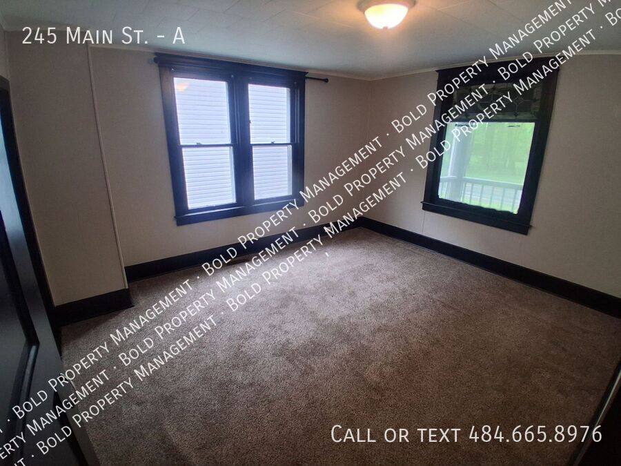 Apartment for rent at 245 Main St #A, Tremont, PA 17981