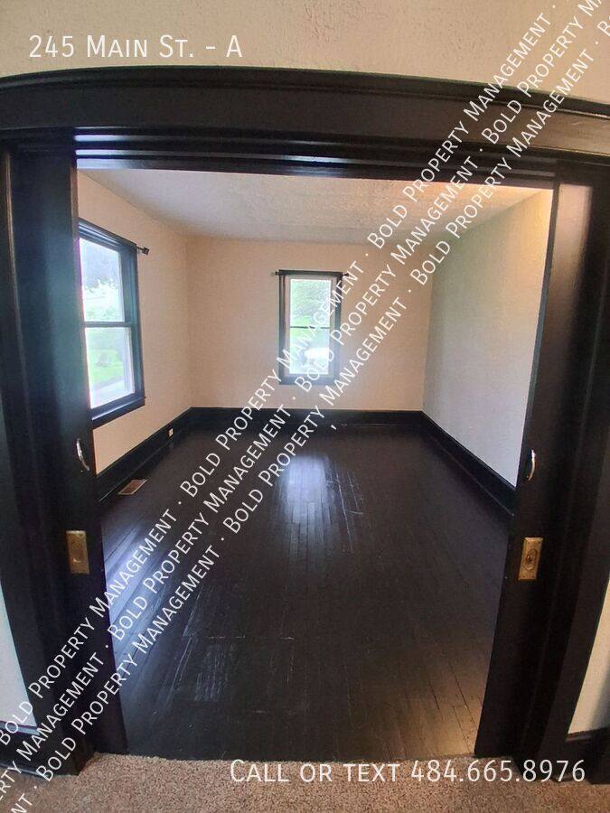 Apartment for rent at 245 Main St #A, Tremont, PA 17981