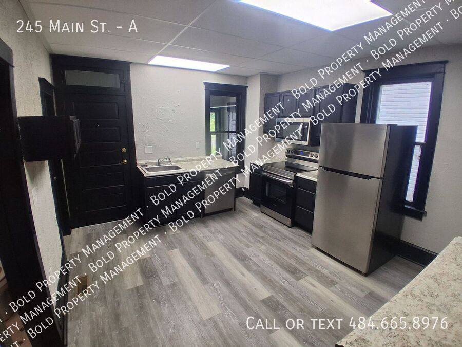 Apartment for rent at 245 Main St #A, Tremont, PA 17981