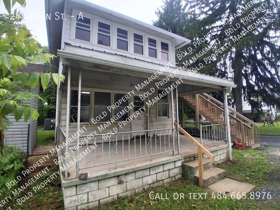 Apartment for rent at 245 Main St #A, Tremont, PA 17981