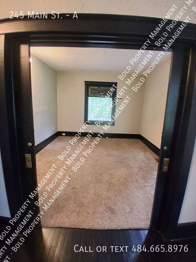 Apartment for rent at 245 Main St #A, Tremont, PA 17981
