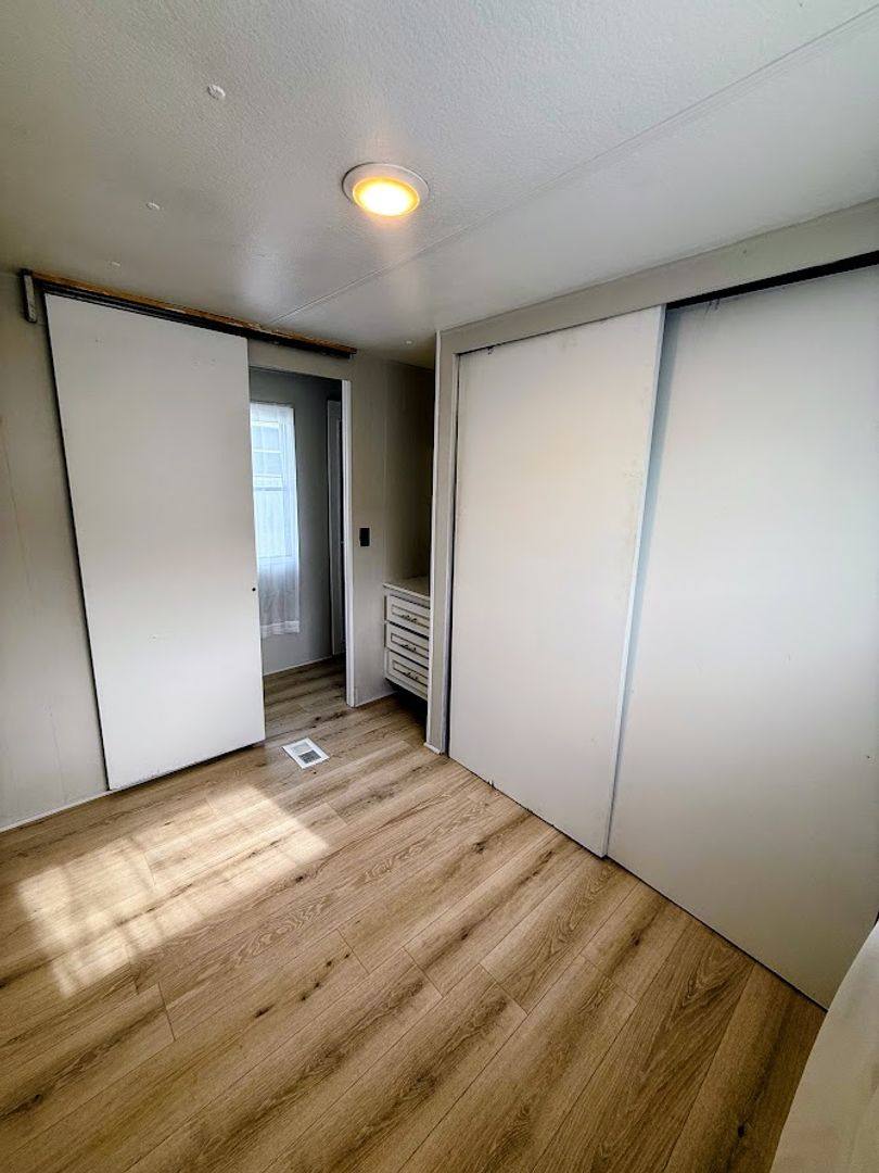 Apartment for rent at 465 Canton Rd, Akron, OH 44312