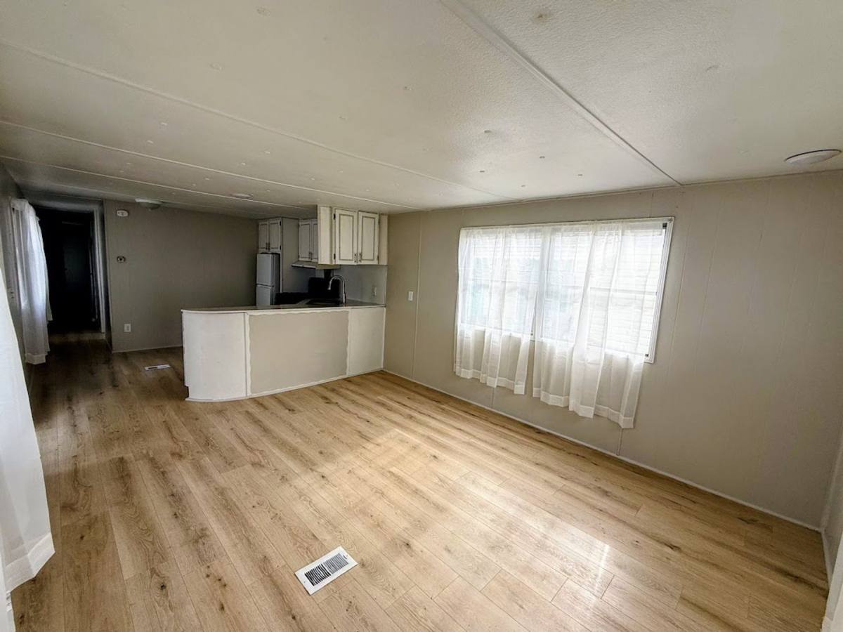 Apartment for rent at 465 Canton Rd, Akron, OH 44312