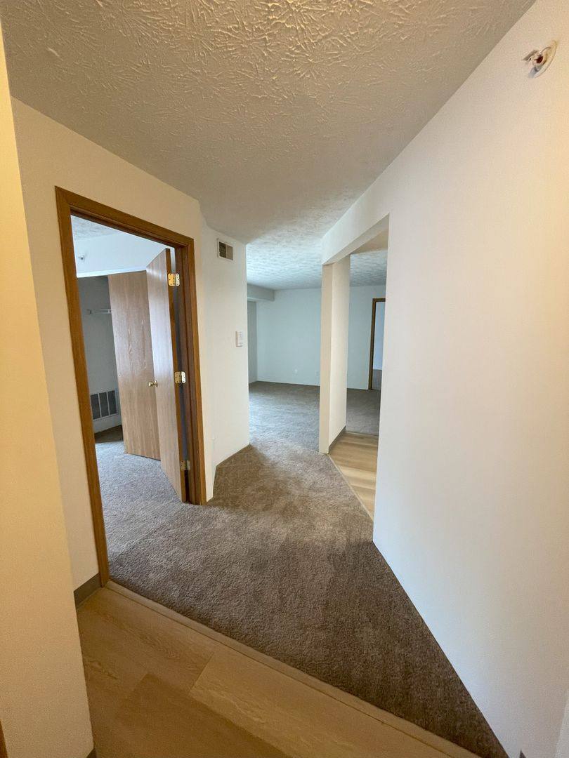 Apartment for rent at 10905 Shaker Point Way, Harrison, OH 45030