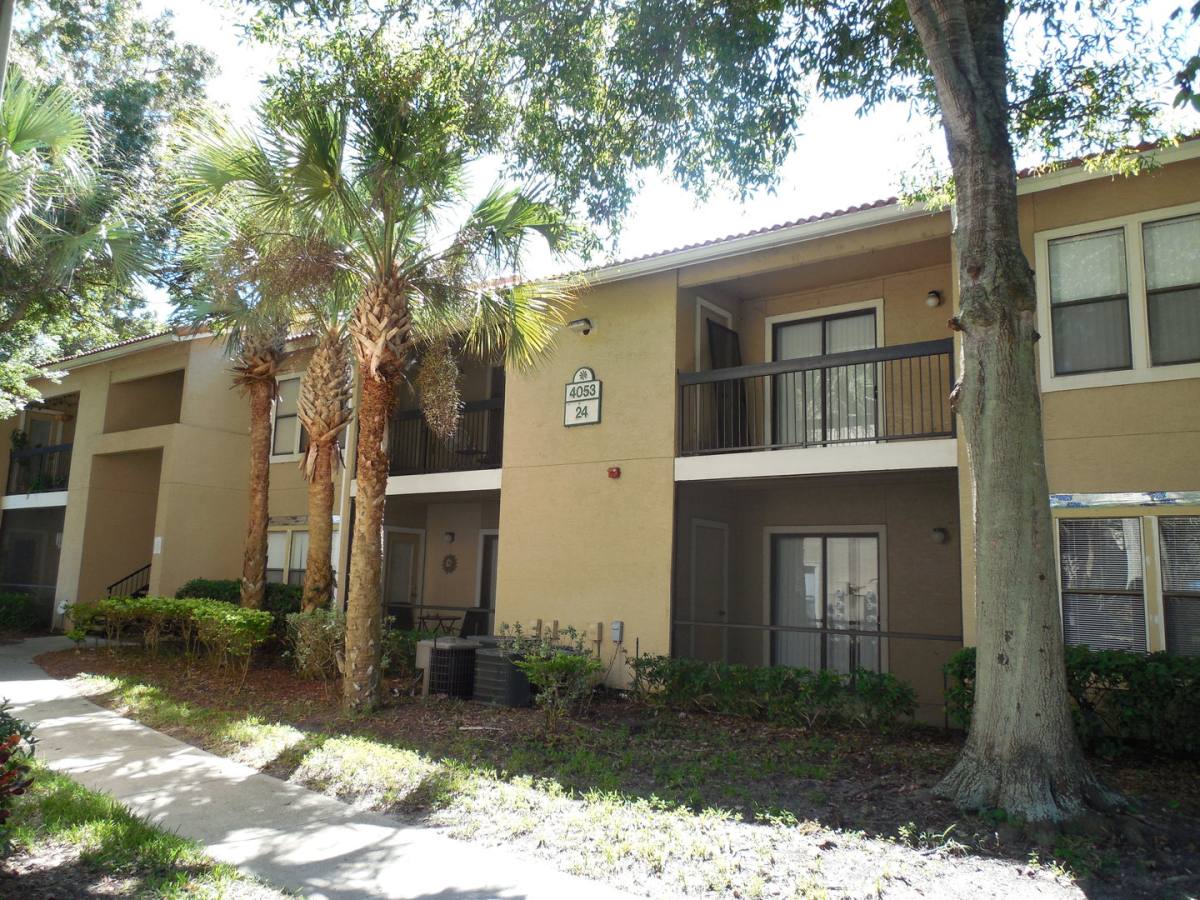 Condo for rent at 4053 Crockers Lake Blvd, Sarasota, FL 34238