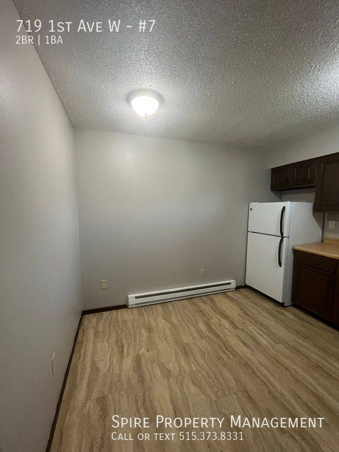 Apartment for rent at 719 1st Ave W #7, Newton, IA 50208