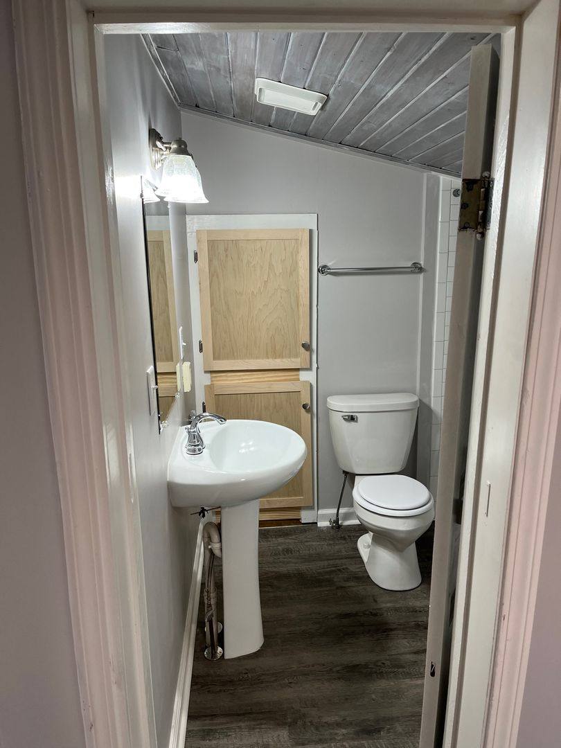 Apartment for rent at 69 W Division St, Rockford, MI 49341