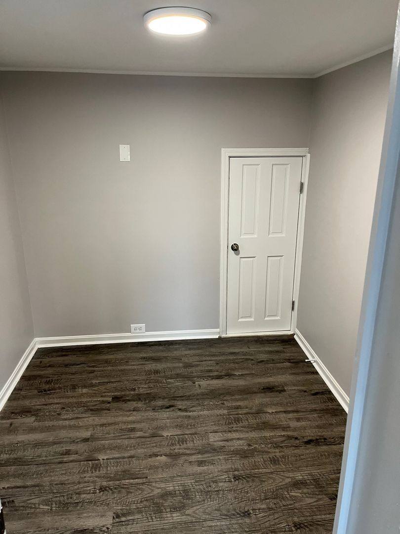 Apartment for rent at 69 W Division St, Rockford, MI 49341