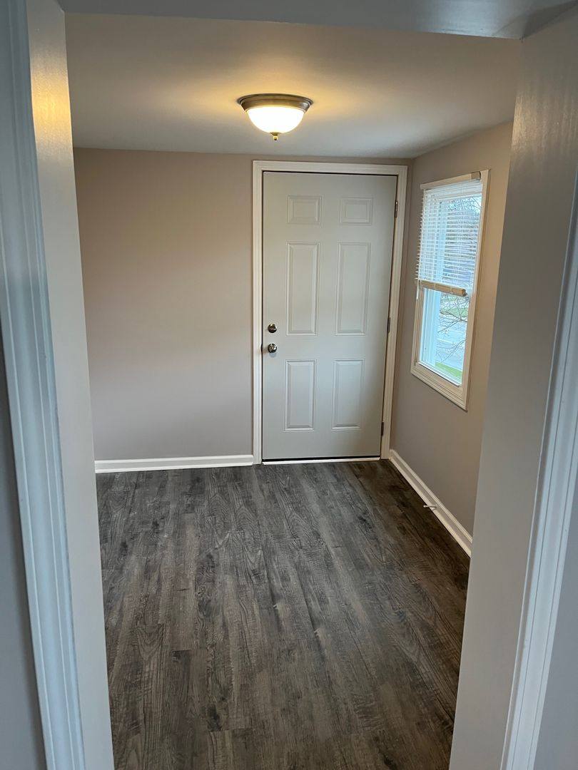 Apartment for rent at 69 W Division St, Rockford, MI 49341