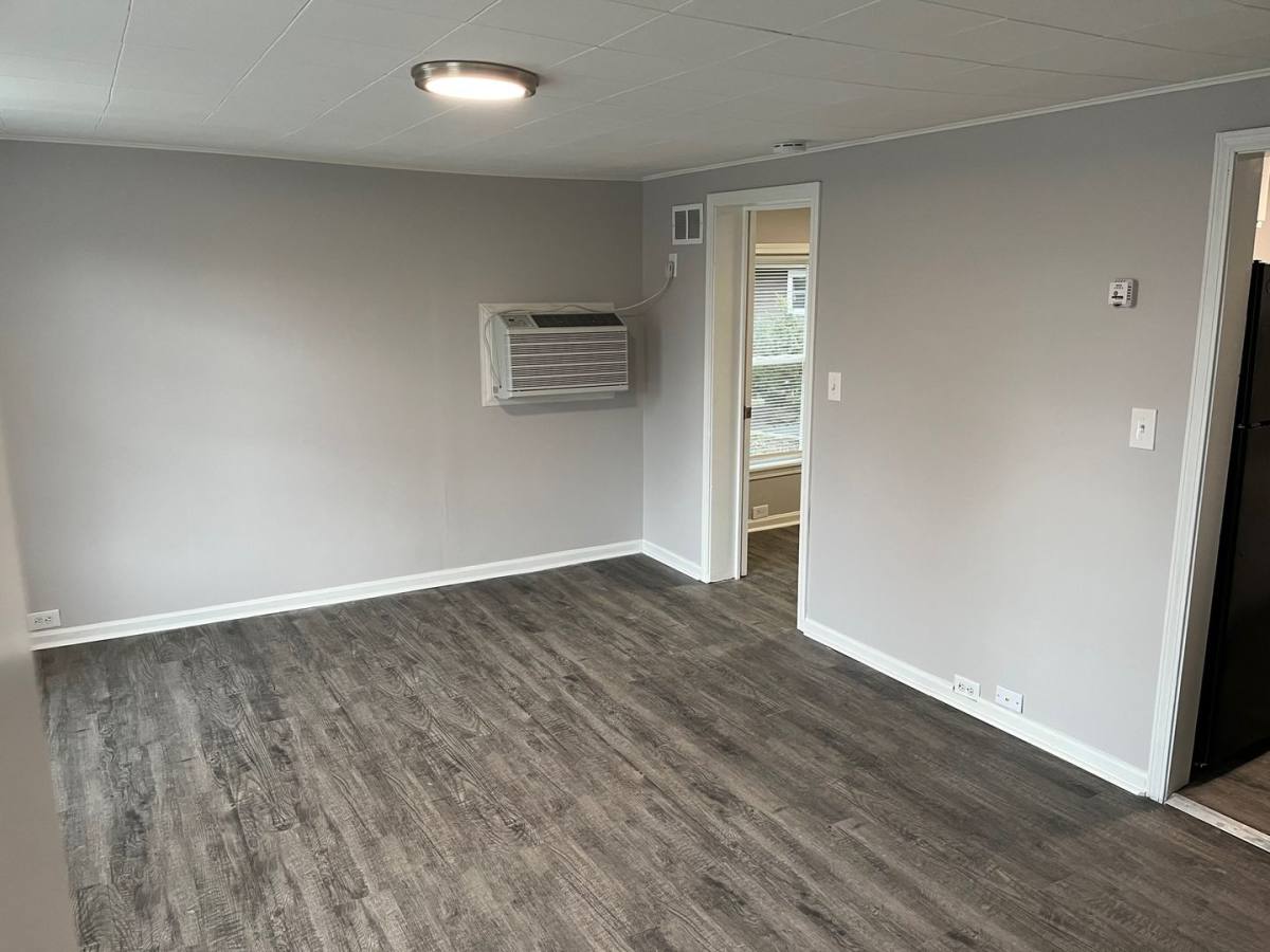 Apartment for rent at 69 W Division St, Rockford, MI 49341