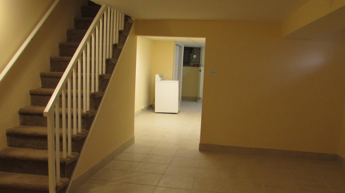 House for rent at 4611 Harcourt Rd, Baltimore, MD 21214