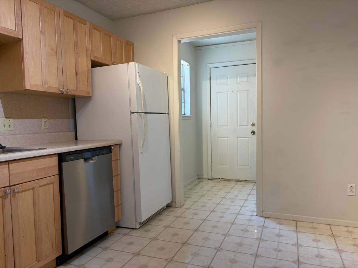 Townhouse for rent at 2419 31st St, Lubbock, TX 79411