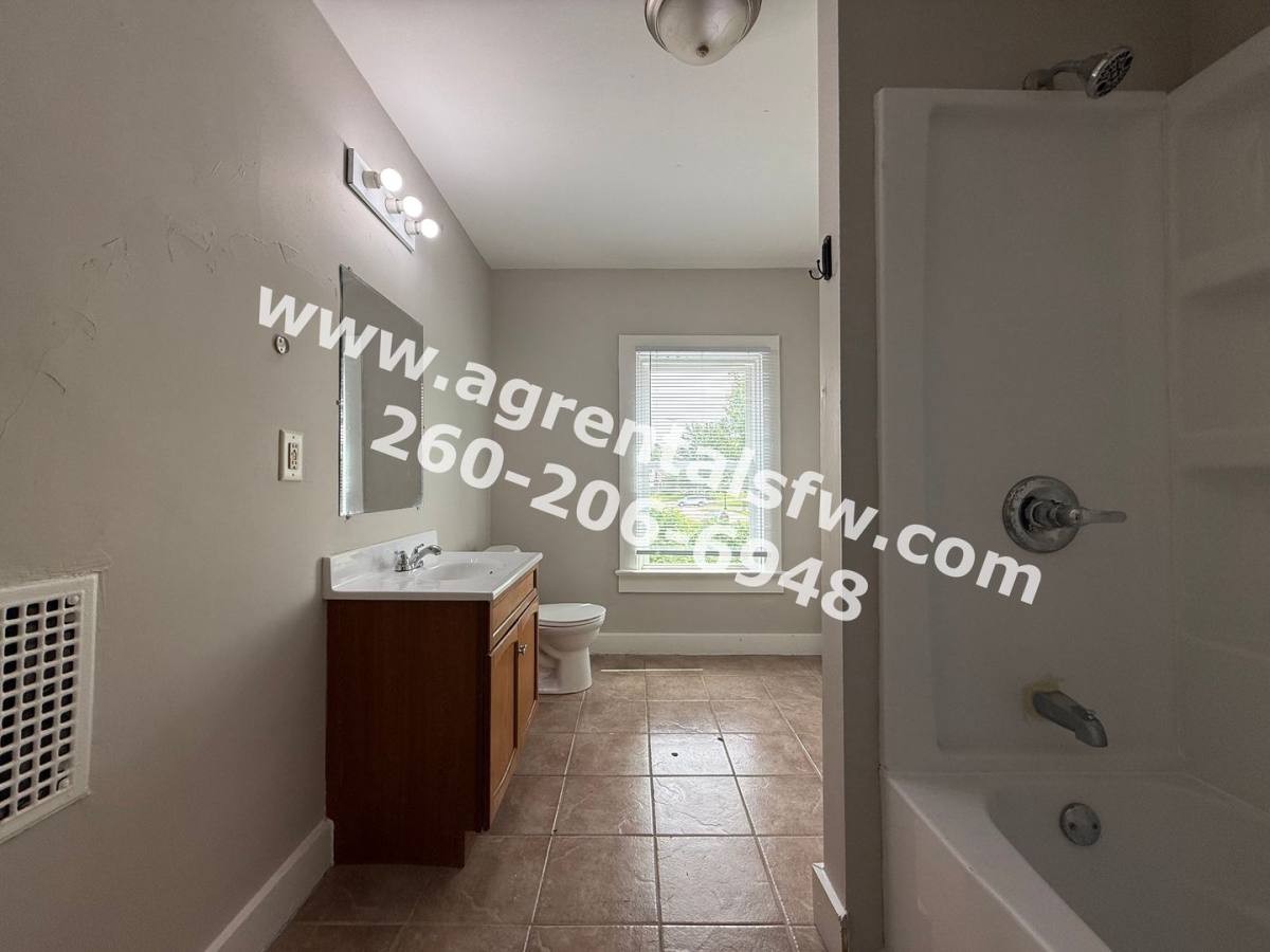 Apartment for rent at 2919 S Harrison St, Fort Wayne, IN 46807