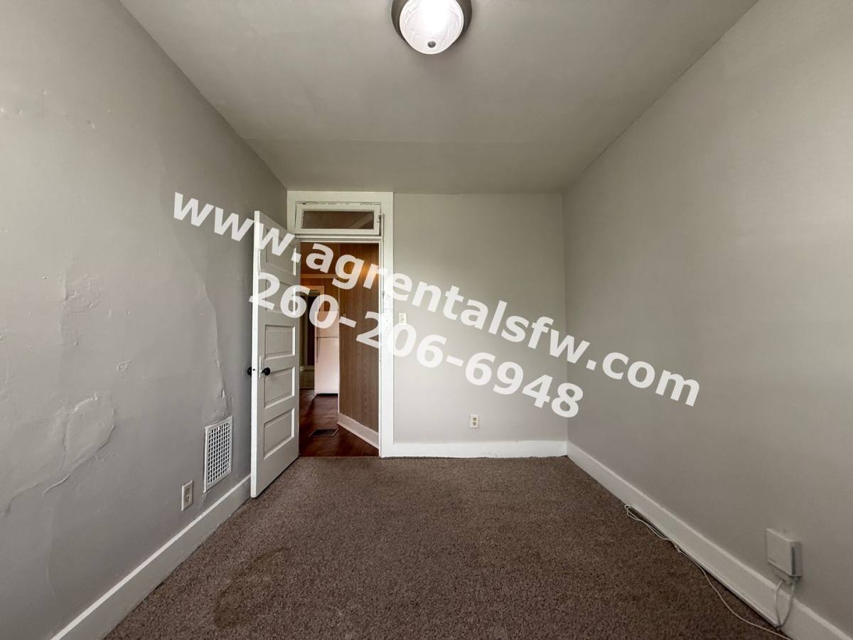 Apartment for rent at 2919 S Harrison St, Fort Wayne, IN 46807