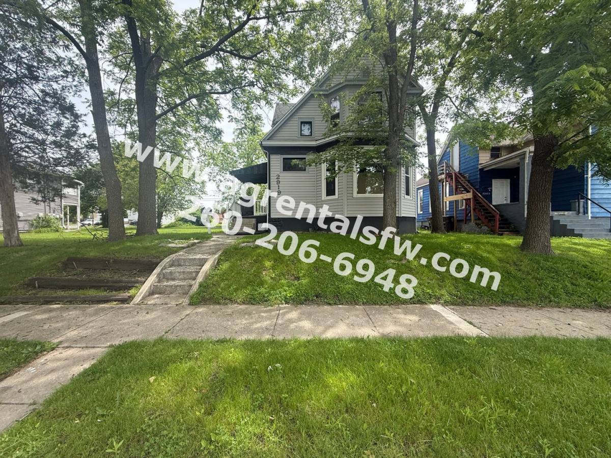Apartment for rent at 2919 S Harrison St, Fort Wayne, IN 46807